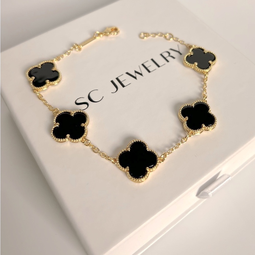Last 2 🔥 Clover Bracelet Double Sided Black Onyx Stone Luxury Jewelry